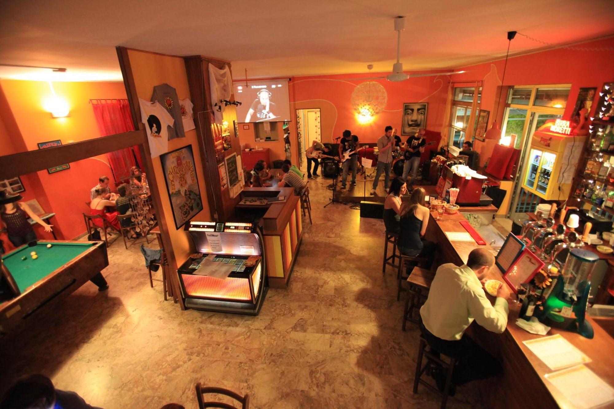 Sunflower Beach Backpacker Hostel & Bar Ρίμινι Εξωτερικό φωτογραφία