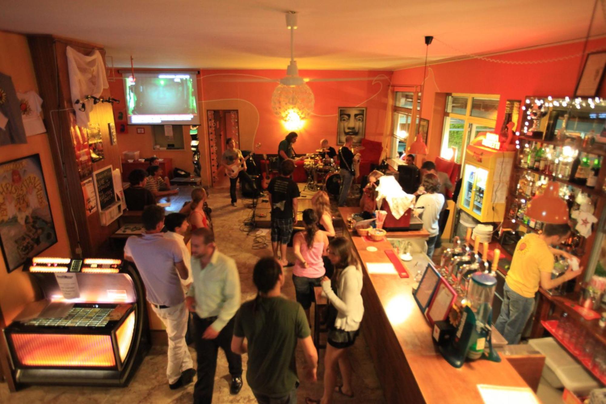 Sunflower Beach Backpacker Hostel & Bar Ρίμινι Εξωτερικό φωτογραφία
