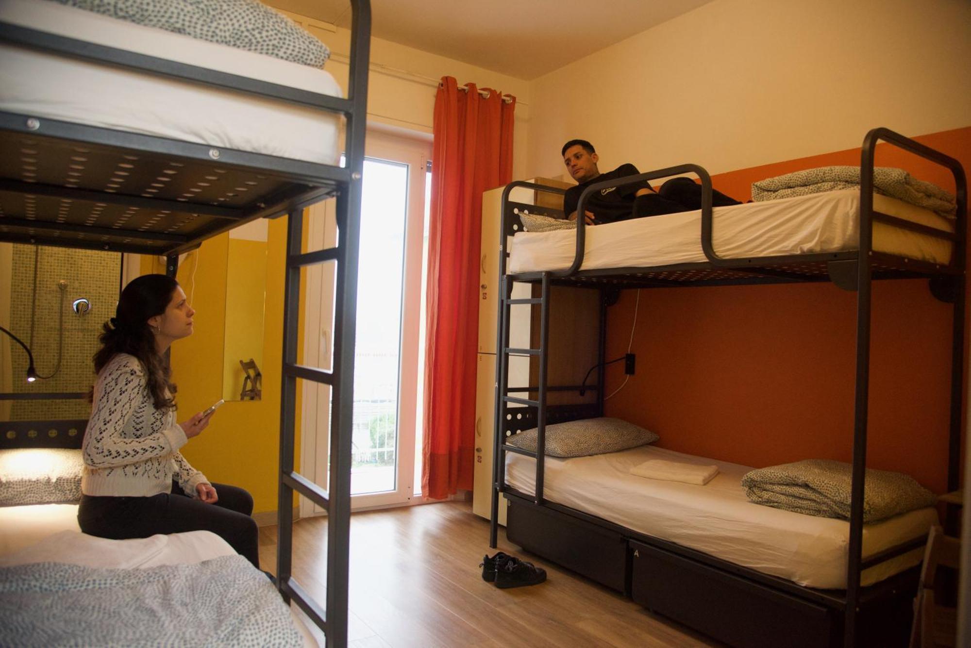 Sunflower Beach Backpacker Hostel & Bar Ρίμινι Εξωτερικό φωτογραφία