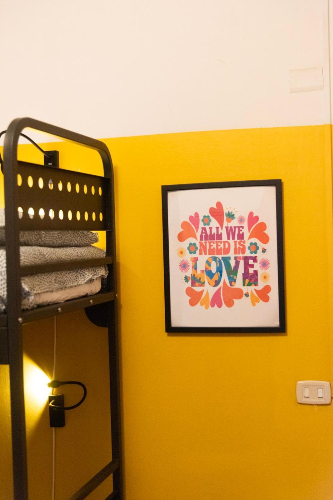 Sunflower Beach Backpacker Hostel & Bar Ρίμινι Εξωτερικό φωτογραφία