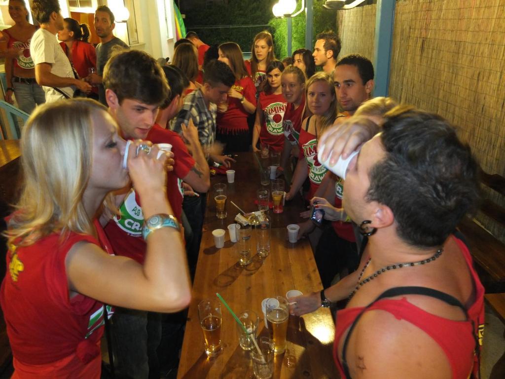 Sunflower Beach Backpacker Hostel & Bar Ρίμινι Εξωτερικό φωτογραφία