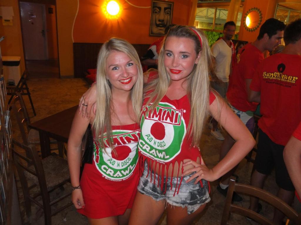 Sunflower Beach Backpacker Hostel & Bar Ρίμινι Εξωτερικό φωτογραφία