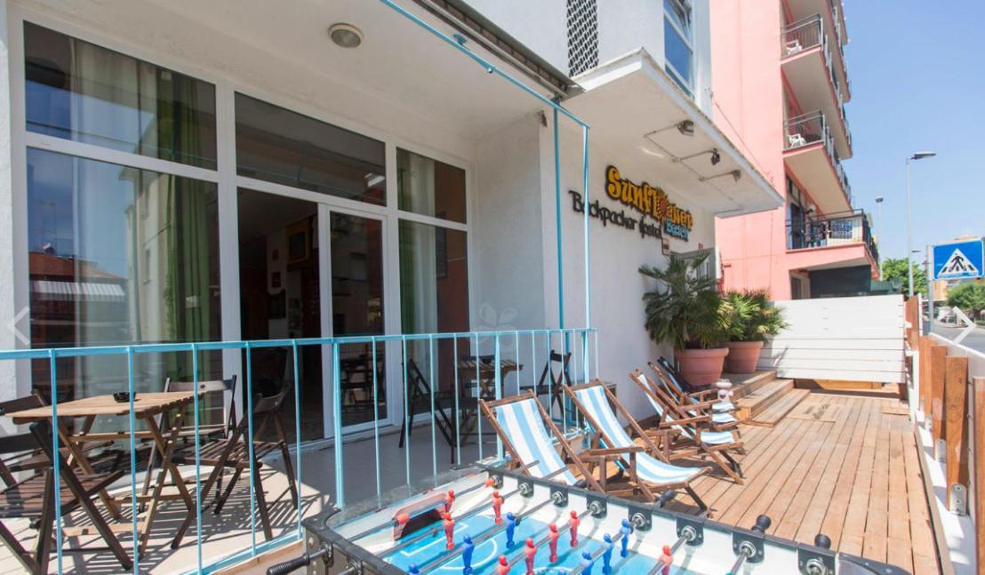 Sunflower Beach Backpacker Hostel & Bar Ρίμινι Εξωτερικό φωτογραφία